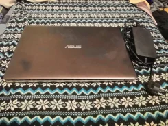 Asus N750JK. 17.3", 3,5����, ��� 6 ��, ���� 1 024���, WiFi: 1, Bluetooth: 1, ����������� �� 8��. ����