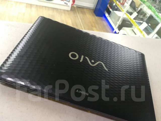 Sony VAIO PCG-71812V. 15.5", 2 300����, ���� 500���, WiFi: 1, Bluetooth: 1 ����