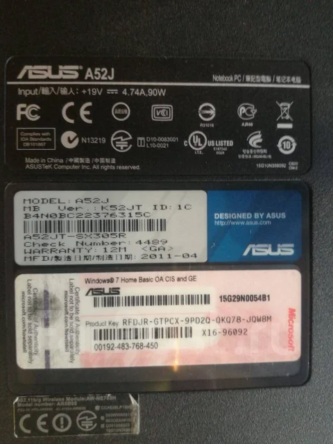 Asus A52JT. 15.6", 2 500����, ��� 8 ��, ���� 640���, WiFi: 1, Bluetooth: 1, ����������� �� 3��. ����