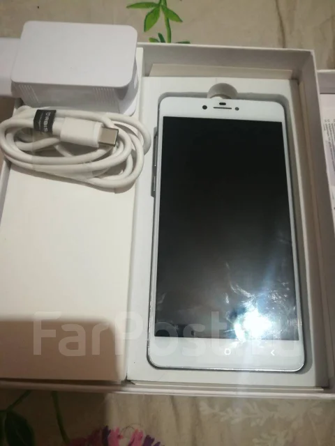 Irbis SP551. �����, �����, �����������, 3G, 4G LTE, Dual-SIM ����