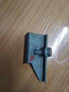 Крепление аккумулятора. Renault Megane Renault Logan Renault Scenic Двигатели: F4R, F9Q, K4J, K4M, K9K, M9R, D4D, D4F, K7J, K7M