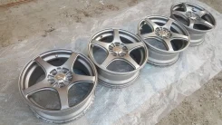 Enkei RP03. 7.0x17", 5x114.3, ET45, �� 72,0���. ����