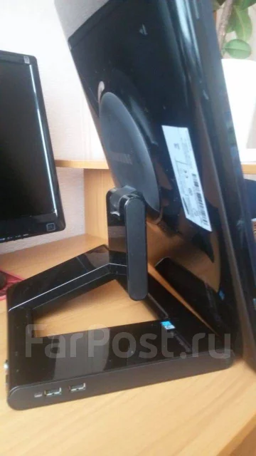 Samsung. 19" ����