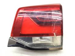 Стоп-сигнал. Toyota Land Cruiser, GRJ200, URJ202, URJ202W, VDJ200, UZJ200W, J200, URJ200, UZJ200 Двигатели: 1GRFE, 1URFE, 1VDFTV, 2UZFE, 3URFE