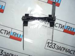 Крепление аккумулятора Toyota Probox NCP51