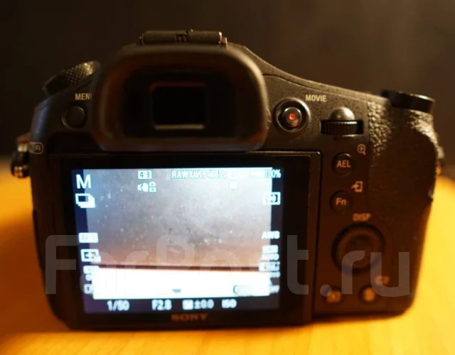 Sony Cyber-shot DSC-RX100 II ����