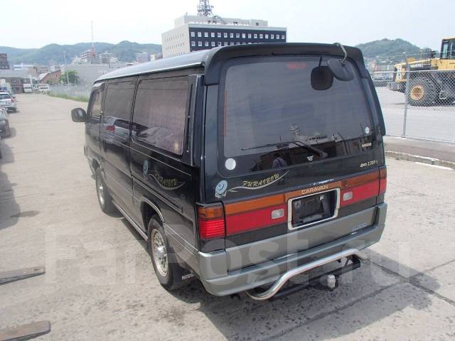 Nissan Caravan 24