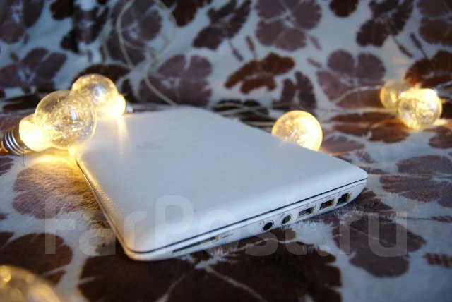 Asus Eee PC 1001HA. 10.1", ���� 149���, WiFi: 1 ����