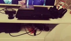 Sony PlayStation 3 Slim ����