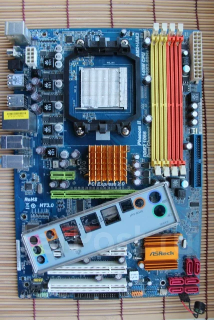 Socket AM2+ ����