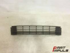 Решетка радиатора. Volkswagen Polo, 602, 612, 6R1, 614, 604, 6C1 Двигатели: CBZB, CDDA, CFNA, CFNB, CFW, CGGB, CGPA, CGPB, CLPA, CLSA, CWVA, CZCA, CTH...