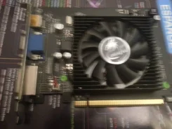 GeForce GT 730 ����