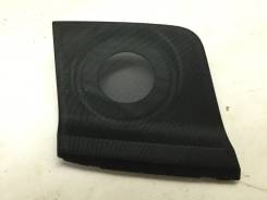 Накладка консоли. Toyota Land Cruiser, GRJ200, URJ200, URJ202, UZJ200, VDJ200, UZJ200W, J200, URJ202W Двигатели: 1GRFE, 1URFE, 1VDFTV, 2UZFE, 3URFE