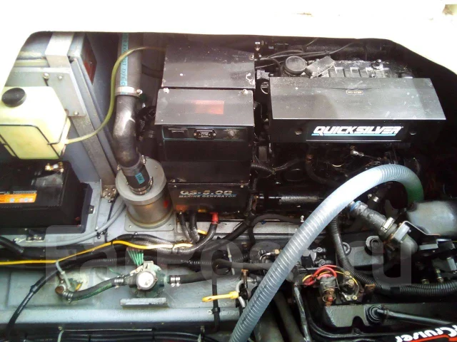 Searay. 1992 ���, ����� 10,65��., ��������� ������������, ������ ����