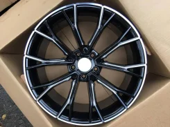 BMW Racing Dynamics. 8.5/10.0x20", 5x120, ET30/40, �� 72,6���. ����