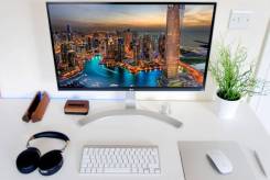 LG. 27", технология ЖК (LCD)