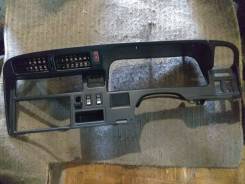 Консоль панели приборов. Toyota Hiace, KZH106, KZH106G, KZH106W