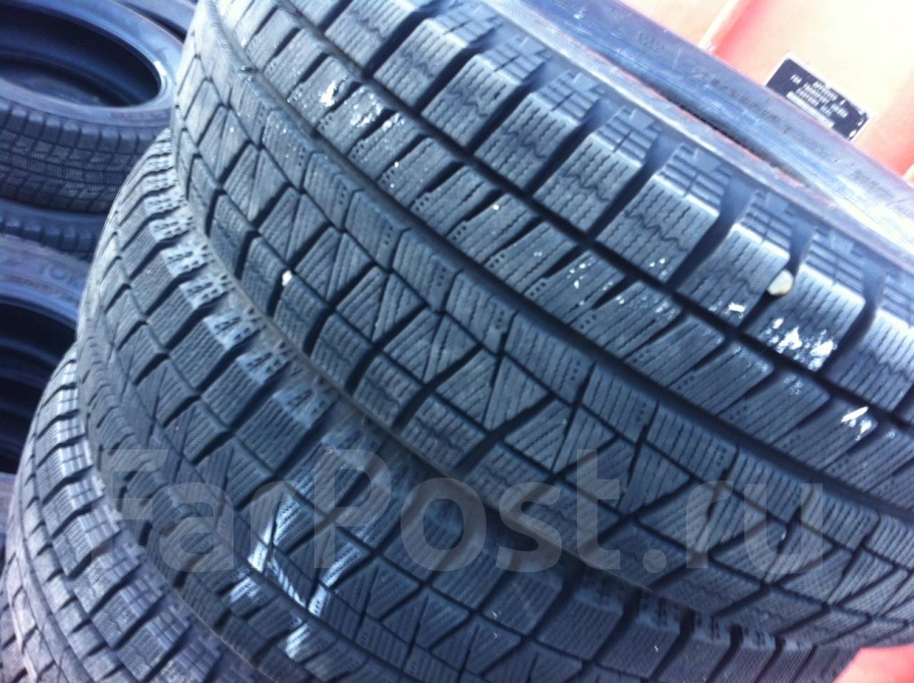 Корейская зимняя резина липучка. Резина бриджстоун зимняя на 14. Bridgestone blizzak revo gz 82s. Зимняя резина бриджстоун близак липучка. Бриджстоун близак рево gz 185/60/14.