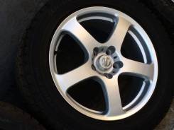 Nissan. 7.0x17", 5x114.30, ET45, ЦО 66,1 мм.