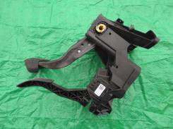 Педаль газа. Skoda Octavia, 5E3, 5E5, NL3, NM2, NM3, NM4, NM5, NR3 Seat Leon, 5F1, 5F5, 5F8 Volkswagen Golf, 5G1, AU1, BA5, BX5 Volkswagen e-Golf, BE1...