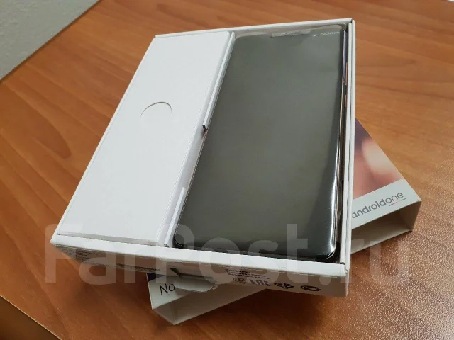 Nokia 7 Plus. �/�, ������, 3G, 4G LTE, Dual-SIM, NFC ����