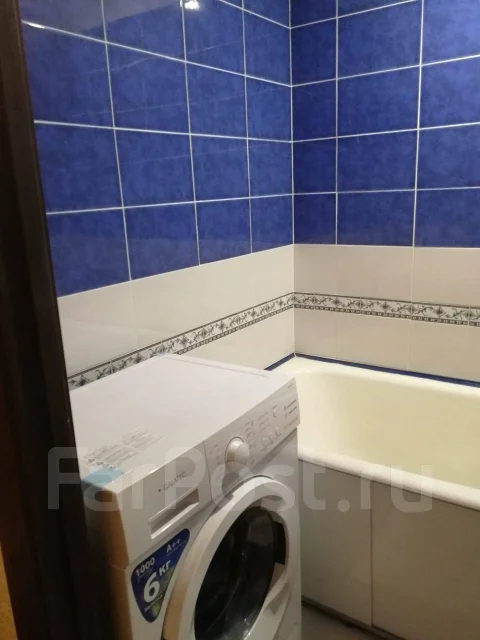 1-���������, ����� ���������� 54. �����, ������� ����, 34���.��., 4/5 ����. �������� ����