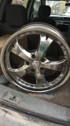 Bridgestone BEO. 8.0x18", 5x114.3, ET38 ����