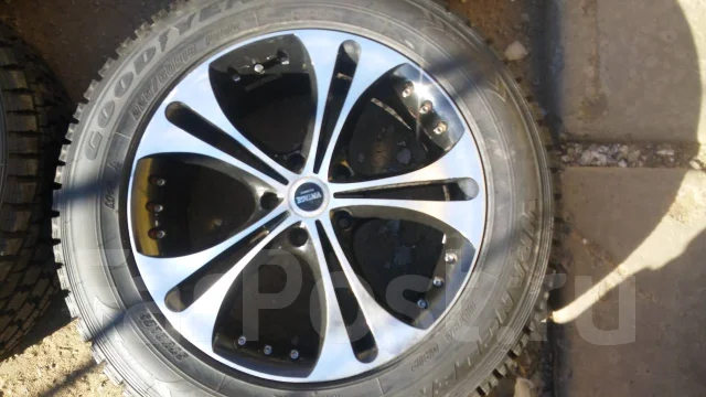 Momo Vantage. 7.5x18", 5x114.3, ET48, �� 73,1���. ����