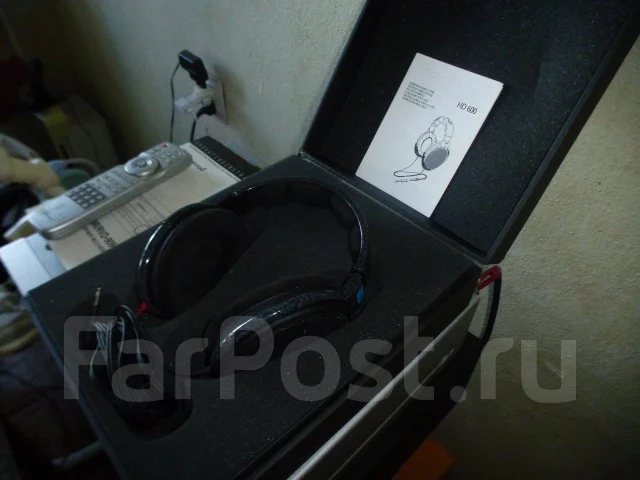 Sennheiser HD 600 ����