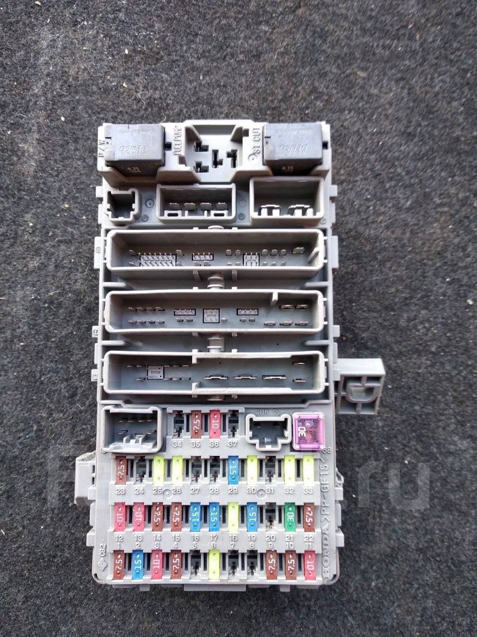 Блок предохранителей на Honda Partner EY7 D15B - Купить запчасть ш/к 4618402