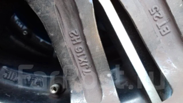 OZ Racing Adrenalina. 7.0x16", 4x100, ET25 ����