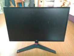 LG. 23.8", ���������� �� (LCD)