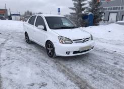 Toyota Platz. Без водителя