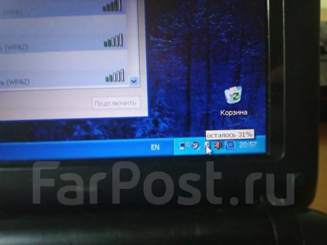Samsung N100. 10", 1,3����, ��� 2048 ��, ���� 150���, WiFi: 1, ����������� �� 5��. ����