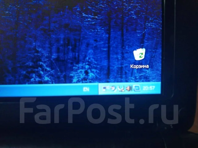 Samsung N100. 10", 1,3����, ��� 2048 ��, ���� 150���, WiFi: 1, ����������� �� 5��. ����