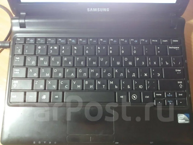 Samsung N100. 10", 1,3����, ��� 2048 ��, ���� 150���, WiFi: 1, ����������� �� 5��. ����