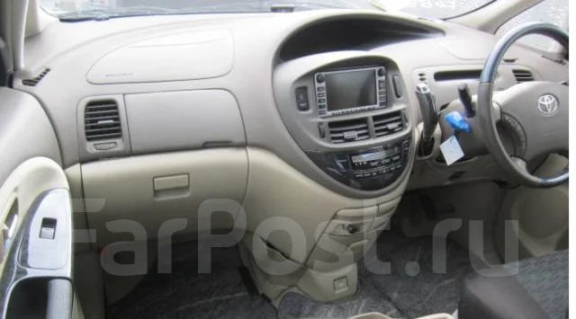 Toyota Estima. AHR10 ����