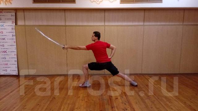 Фехтование на саблях и традиционные оружейные единоборства во Владивостоке