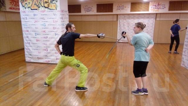 Фехтование на саблях и традиционные оружейные единоборства во Владивостоке