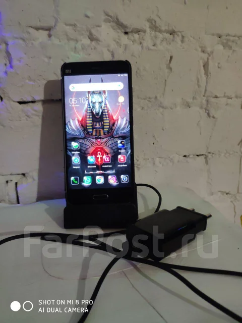 Xiaomi Mi5. �/�, ������, 3G, 4G LTE, Dual-SIM, NFC ����