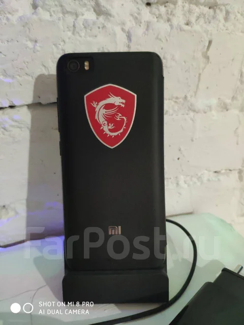 Xiaomi Mi5. �/�, ������, 3G, 4G LTE, Dual-SIM, NFC ����