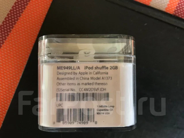 Apple iPod shuffle. ����