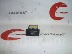 Кнопка обогрева зеркал. Toyota: Windom, Lite Ace, Platz, Corona, Ipsum, iQ, Corolla, Tercel, MR-S, Dyna, Tundra, Raum, Vista, Sprinter, Echo Verso, Ma...