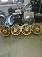 OZ Racing. 7.0x17", 5x114.30, ET52