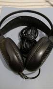 AKG