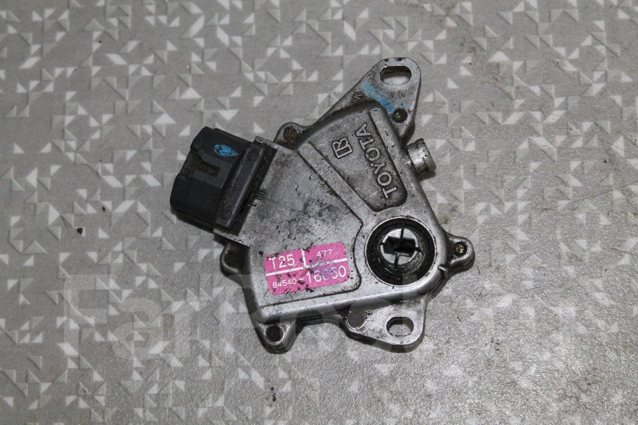 Акпп 30500-32690 для toyota carina. Датчик скорости акпп space wagon 2000. Датчик выходного вала акпп тойота камри. Акпп тойота виста. Датчики акпп тойота.