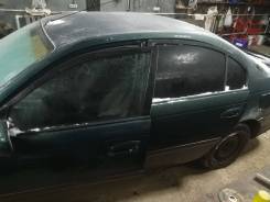 Дверь. Toyota Avensis
