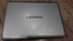 Toshiba Satellite L300-11Q. 15.6", 2,1����, ��� 4 ��, ���� 320���, WiFi: 1, Bluetooth: 1, ����������� �� 1��. ����