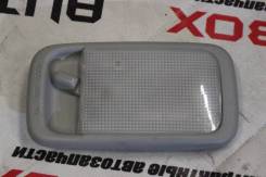 Светильник салона. Toyota: Regius Ace, Platz, ist, Vitz, Ipsum, Voxy, XA, Scion, Echo, Noah, Corolla, Yaris Verso, Funcargo, Avensis Verso, Opa, Sprin...