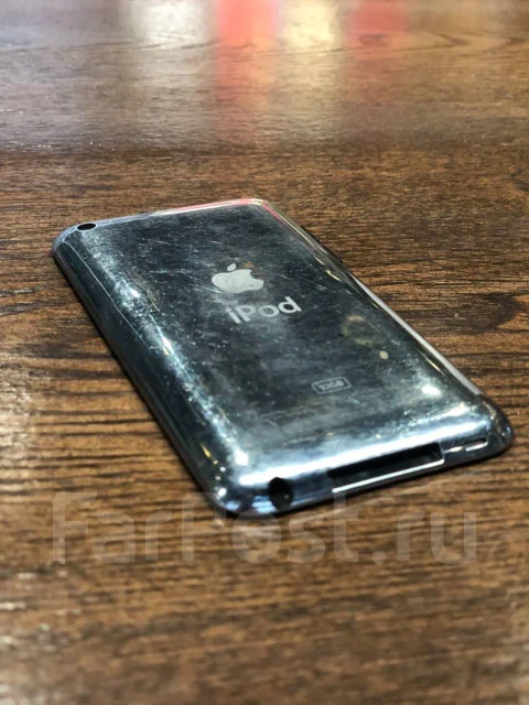 Apple iPod touch 4. ����